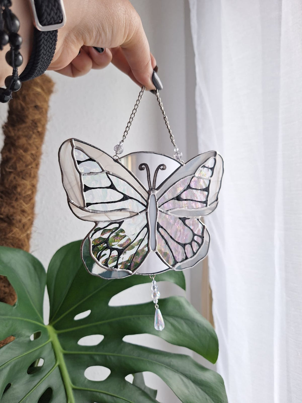 Schmetterling weiß mit Perlen